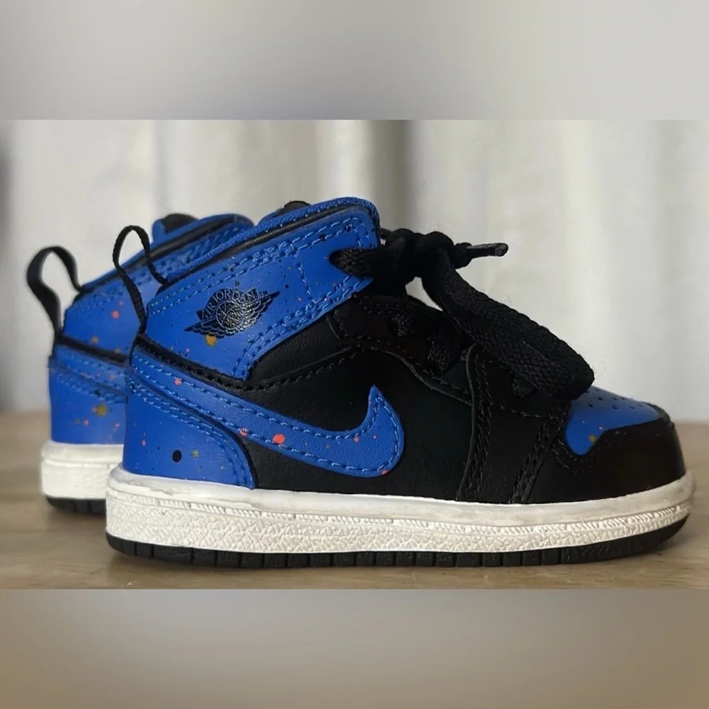 NIKE SNEAKERS MICHAEL JORDAN TODDLER 4C BLACK TEAM ORANGE SIGNAL BLUE